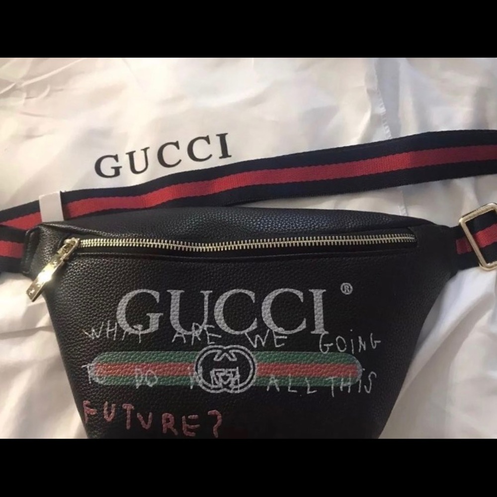 Gucci fanny pack